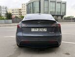 Tesla Model Y-17