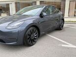 Tesla Model Y-16
