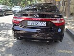 Hyundai Azera-12