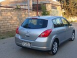 Nissan Tiida-5