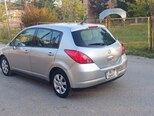Nissan Tiida-20