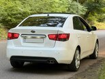 Kia Cerato-5
