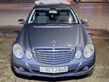 Mercedes E 220-1