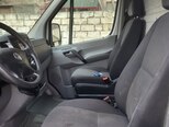 Volkswagen Crafter-8