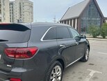 Kia Sorento-4