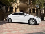 Hyundai Elantra-4