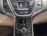 Hyundai Elantra-7