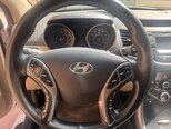 Hyundai Elantra-13