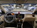 Kia Rio-10