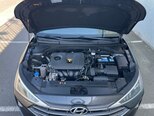 Hyundai Elantra-16