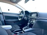 Hyundai Elantra-21
