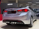 Hyundai Elantra-12