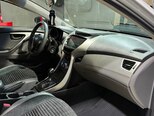 Hyundai Elantra-16