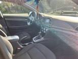 Hyundai Elantra-10
