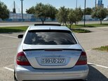 Mercedes E 240-6