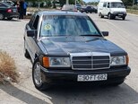 Mercedes 190-1