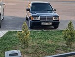 Mercedes 190-9