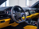 Lamborghini Urus SE-11