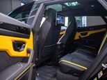 Lamborghini Urus SE-19