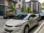 Hyundai Elantra-3