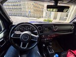 Jeep Wrangler-12