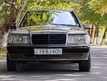 Mercedes 190-10