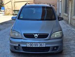 Opel Zafira-10