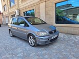 Opel Zafira-5