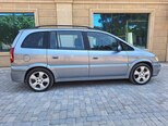 Opel Zafira-2