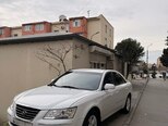 Hyundai Sonata-1