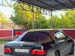 Mercedes E 220-8