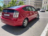 Toyota Prius-12