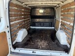 Ford Transit-5
