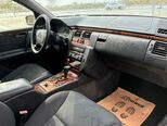Mercedes E 220-21