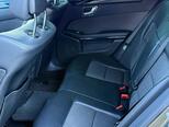 Mercedes E 220-11
