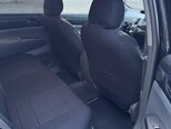 Toyota Prius-12