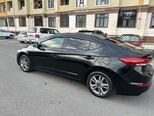 Hyundai Elantra-6