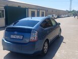 Toyota Prius-5