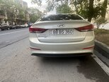 Hyundai Elantra-5