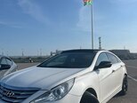 Hyundai Sonata-5