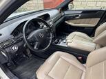 Mercedes E 350-11
