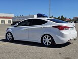 Hyundai Elantra-13