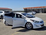 Hyundai Elantra-17