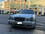 Mercedes E 270-10