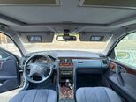 Mercedes E 270-11