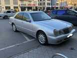 Mercedes E 270-5