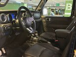 Jeep Wrangler-3