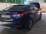 Hyundai Elantra-3