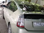 Toyota Prius-9