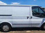 Ford Transit-4